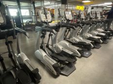 True Fitness Cross Trainer 900