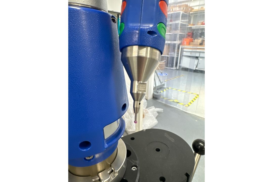 Faro Quantum Laser Measuring Arm - Image 4 of 8
