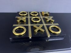 New Boxed Quality Black And Gold Noughts And Crosses Game Set