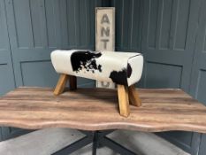 Boxed New Large Black And White Cow Hide Pommel Horse (Due To The Nature Of The Raw Cow Hide Materia