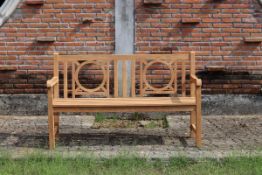 New Boxed Solid Teak Medallion Quality Garden BenchÊ