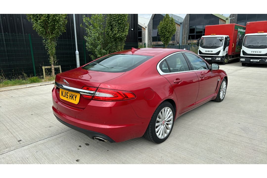2015, JAGUAR XF/X250 (Automatic) 5 Door Saloon - 50,596 miles - Image 11 of 44