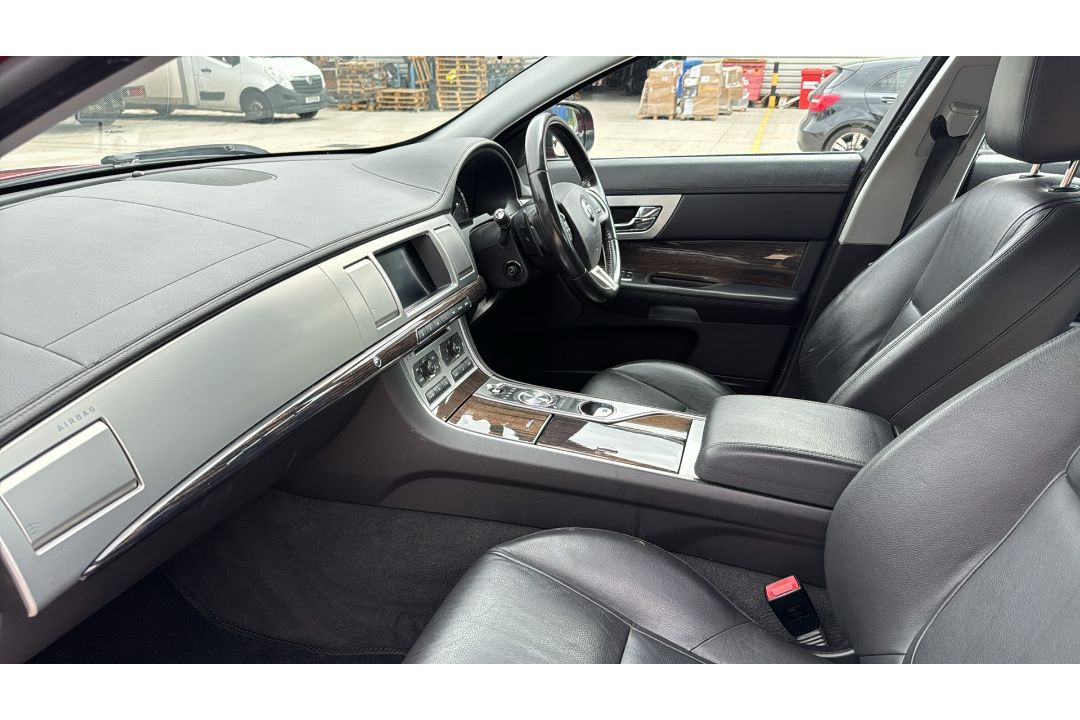2015, JAGUAR XF/X250 (Automatic) 5 Door Saloon - 50,596 miles - Image 27 of 44
