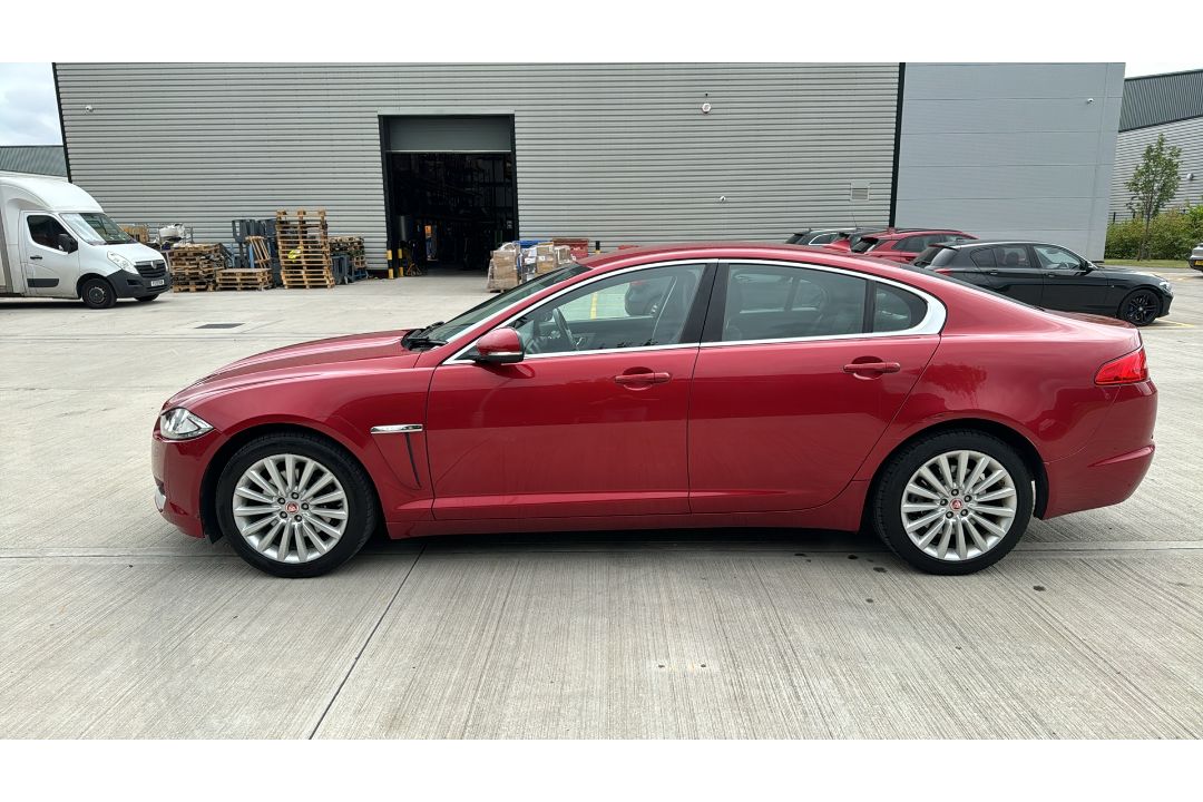 2015, JAGUAR XF/X250 (Automatic) 5 Door Saloon - 50,596 miles - Image 7 of 44