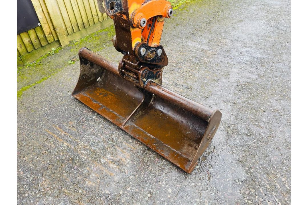 2019, DOOSAN DX27Z EXCAVATOR - Image 3 of 17