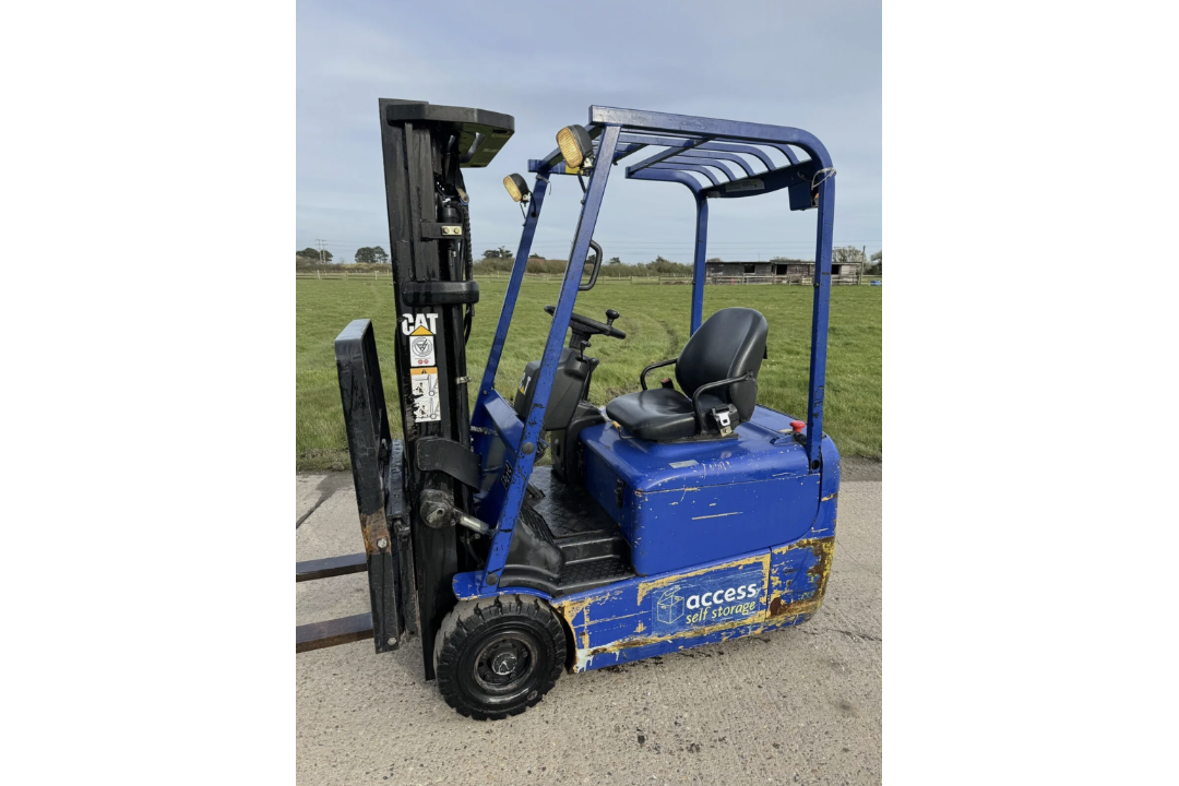 CATERPILLAR, 1.5 - Electric Forklift Truck (Container Spec) - Image 2 of 4