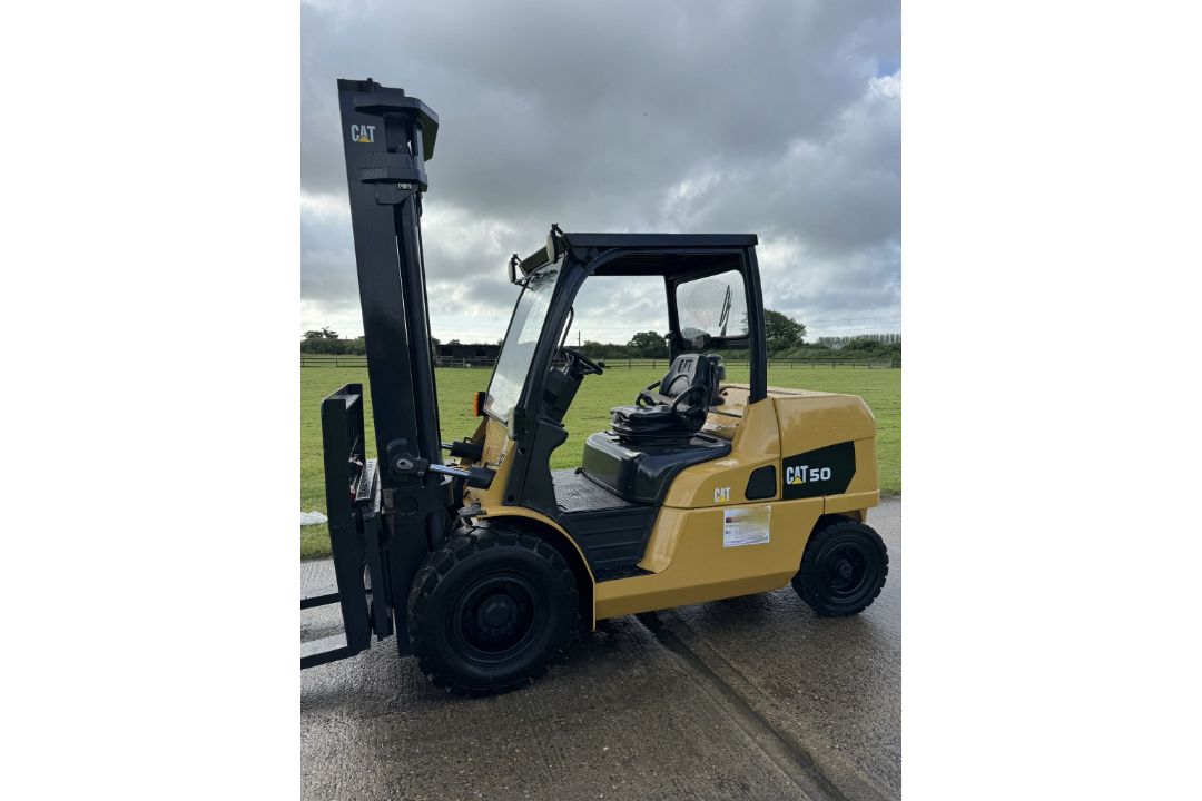2013, CATERPILLAR - 5 Tonne Diesel Forklift (5,752 hours) - Image 3 of 7