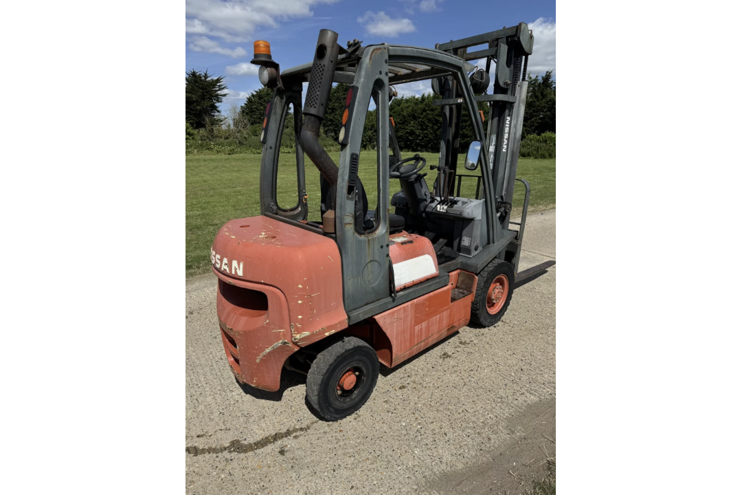 NISSAN, Diesel Forklift Truck (2.5 Tonne - 5300 hours) - Image 3 of 6