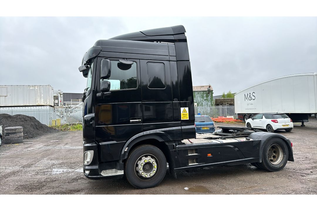*RESERVE MET*-2019, DAF XF 430 FT TRACTOR UNIT - FA19 OHU (426,446.9 km’s) DIRECT FROM FRASERS GROUP - Image 6 of 26