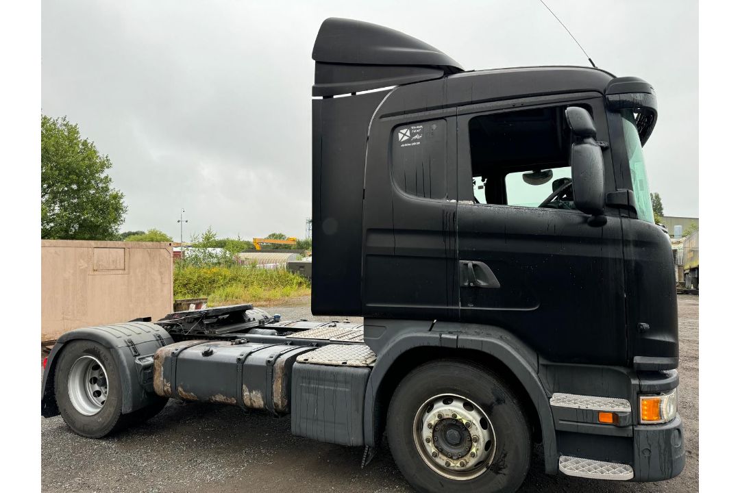 FN18 AZW, 2018 SCANIA G410 Tractor Unit Direct from FRASERS GROUP - SPORTS DIRECT (685,509 km’s) - Image 6 of 7