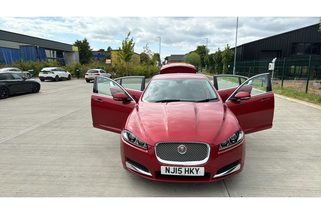 2015, JAGUAR XF/X250 (Automatic) 5 Door Saloon - 50,596 miles - Image 16 of 44