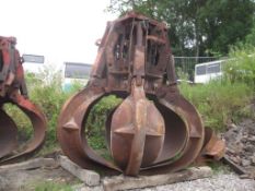 Large Scrap Grab