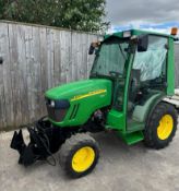JOHN DEERE 2320 Compact Tractor (590 hours)