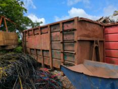 Hooklift skip 35yd Scrap No floor (Red)