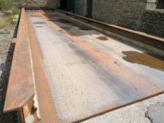 Weighbridge - Approximately 13 metres (42.7 feet)