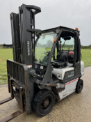2012, NISSAN - 2.5 Tonne Gas Forklift (Triple Mast - 15,500 hours)