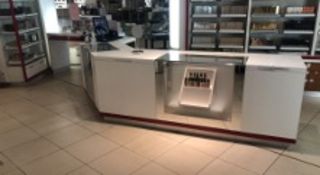 NO RESERVE x2 White & x2 Red Units