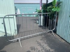 **NOW NO RESERVE** 12 x Safety Barriers