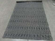 Sloan Rug In Black 160x230cm