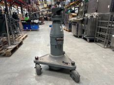 Vinten Camera Mobile Pedstal With Pan & Tilt Head