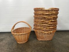 8x Wicker Baskets