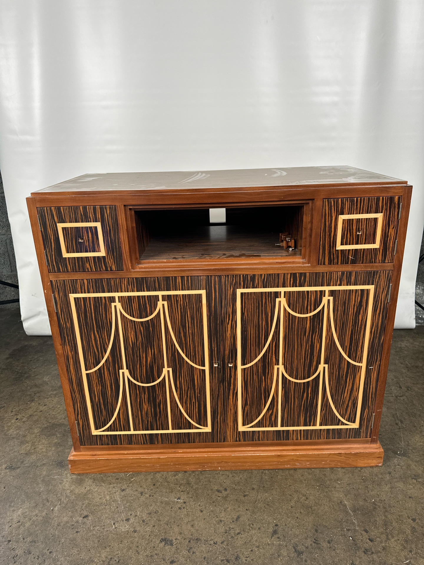Bespoke David Linley Cabinet Made for Claridges - Image 2 of 9