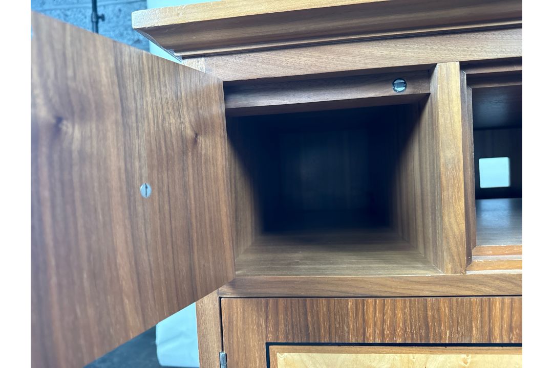 Bespoke David Linley TV Media Unit Made Exclusively for Claridge's Suites - Image 8 of 11