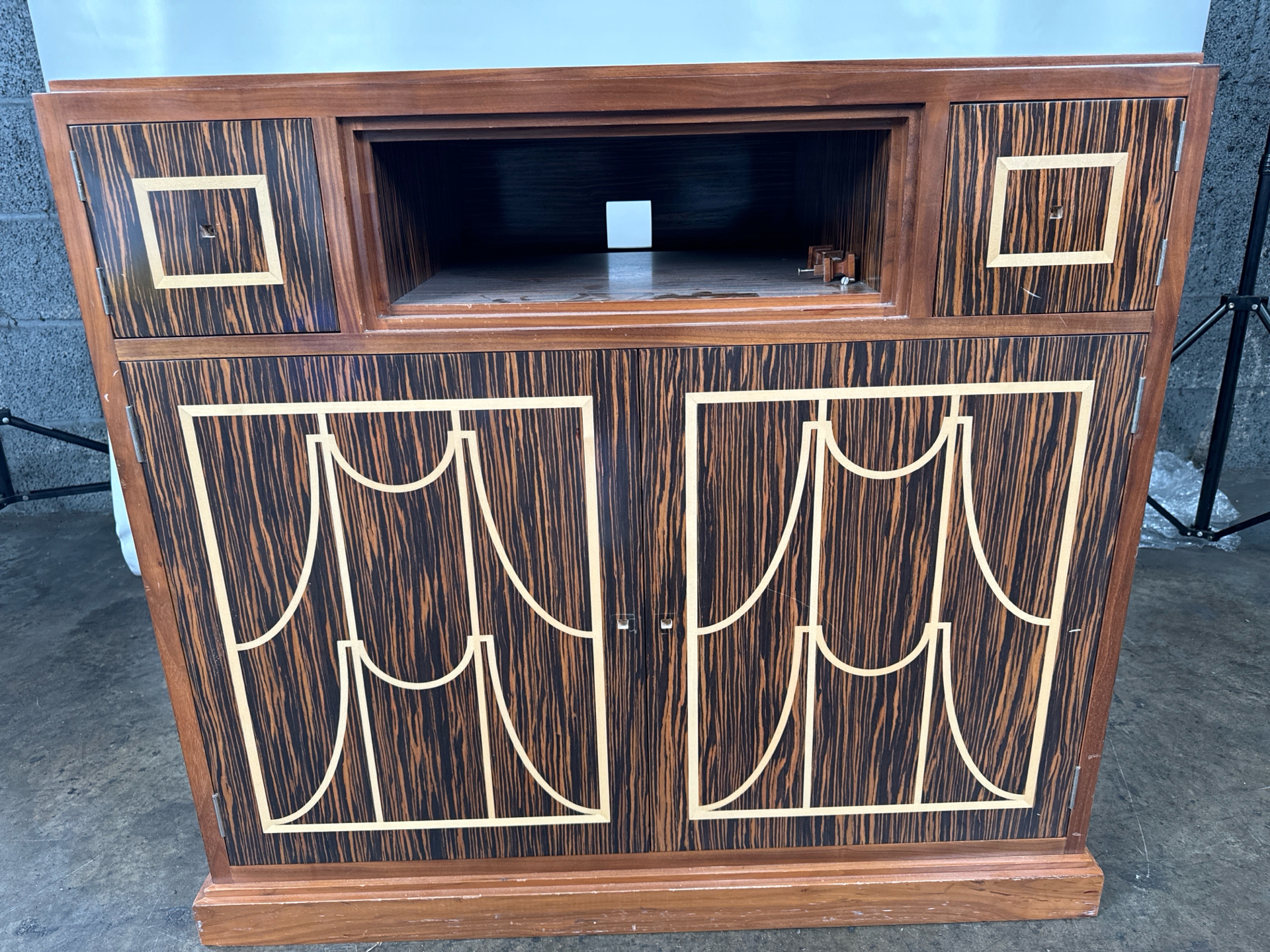 Bespoke David Linley Cabinet Made for Claridges - Image 3 of 9