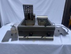 NO Reserve - Lincat Double Basket Fryer