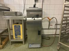 NO Reserve - Lincat Freestanding Single Fryer