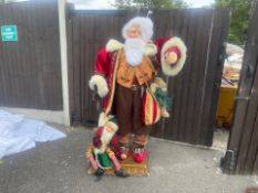 Father Christmas / Santa Claus Statue