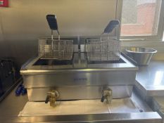 NO Reserve - Empire Commercial Double Fryer