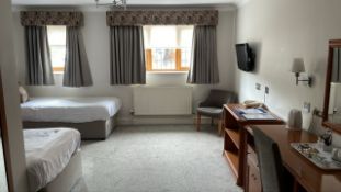 NO Reserve - Entire Contents Of Twin Hotel Room