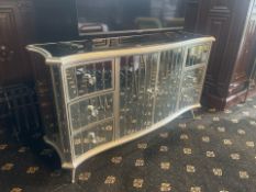 NO Reserve - Mirrored Chest Unit