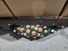 NO RESERVE 6 Illuminated Christmas Garlands