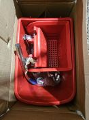 NO RESERVE Red 20L Speedy Bucket & Wringer