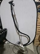 Vitesse 1600w Steamer