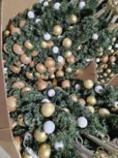 NO RESERVE 6 Illuminated Christmas Garlands