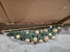 NO RESERVE 6 Illuminated Christmas Garlands