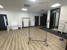 NO RESERVE Garment Walls x7