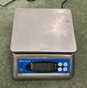 NO RESERVE Bracknell C3235 Scales