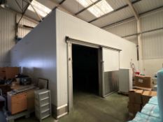 Cold Room With 2 Sliding Doors