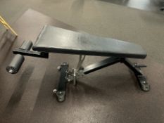 *NO RESERVE* Incline Bench With Foot Rest
