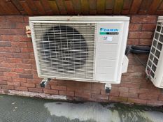 NO RESERVE - Daikin RXS35J2V1B Outdoor Air Con Heat Pump Unit