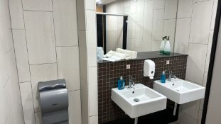 NO RESERVE - Full contents of Ladies WC / Toilet