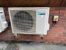 NO RESERVE - Daikin RXS35J2V1B Outdoor Air Con Heat Pump Unit