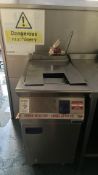 NO RESERVE - ELECTROLUX - Fryer