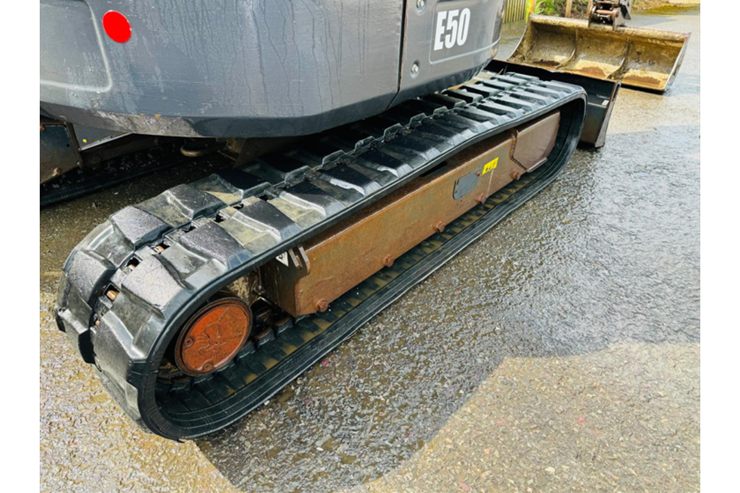 2014 - BOBCAT E50 (4523 hours) - Image 13 of 13