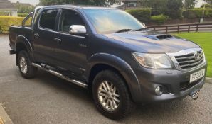 2013, TOYOTA HILUX - 3.0 D-4D Invincible Pickup (Double Cab)