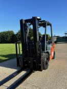 TOYOTA, 2.5 Tonne - Diesel Forklift (triple mast, container spec - 9,285 hours)